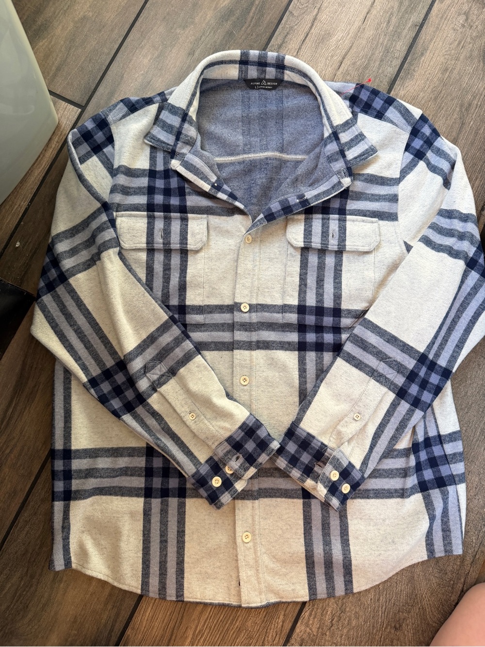 Alpine Design Cream and Blue Plaid Lightweight Shirt Jacket